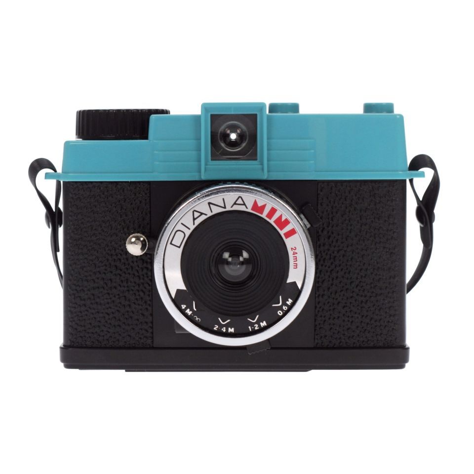 diana mini white